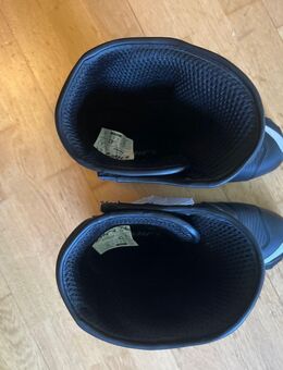Motorrad Schuhe Größe 43 - Isernhagen