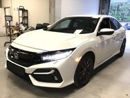 Honda Civic, ELEGANCE BLUTO, Jahr 2021 - Albbruck