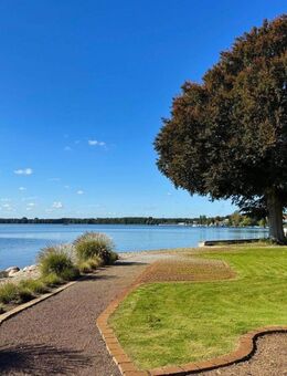 Exklusives EG-Apartment mit 186 m², Seeblick, Terrasse und Kamin direkt am Müggelsee - Berlin