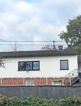 Bungalow mit Blick auf den eigenen Baum - Hennef (Sieg)