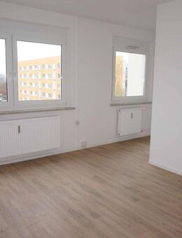 EBK ! 9. OG mit Lift ! Badewanne - Schlafnische ! - Chemnitz