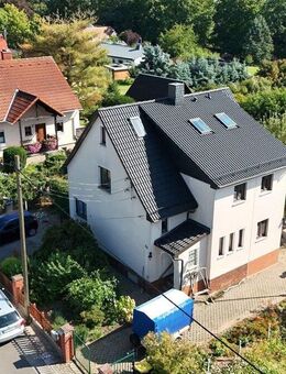 Über den Elbhängen! Großzügiges Einfamilienhaus mit Traumgarten in Radebeul! - Radebeul