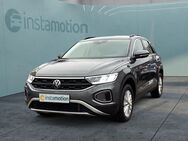 VW T-Roc, 1.0 TSI Life GJ-REIF APP, Jahr 2023 - München