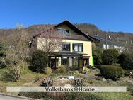 Einfamilienhaus mit Atelier in herrlicher Aussichtslage - Mössingen