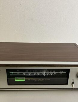 TUNER - OLDY  Sony Modell: ST-5600 L L = Ausführung mit Langwelle Typ: Tuner Baujahre: 1970? 1973 Farbe: Silber, Holzgehäuse - Dübendorf