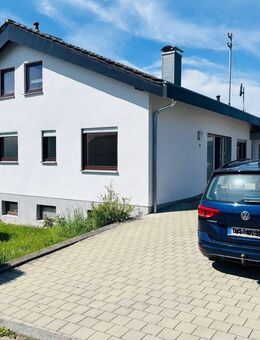 Familienfreundliches, bezugsfreies 3-Parteienhaus in sonniger und ruhiger Lage - Emmingen-Liptingen