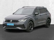 VW Tiguan, 1.5 TSI R-Line IQ Light Dig, Jahr 2022 - Lehrte