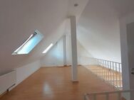 Moderne Dachgeschosswohnung in Arnstadt mit Balkon - Arnstadt