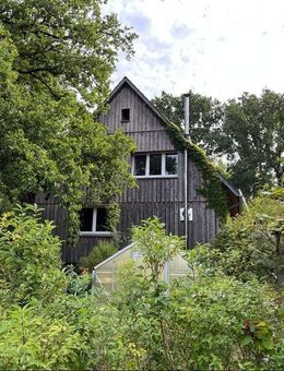 Großes Zweifamilienhaus mit Carport - Schneverdingen