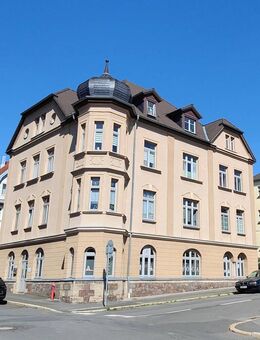 Kapitalanleger gesucht: Vermietete Altbauwohnung in denkmalgeschütztem Stadthaus - Sonneberg