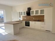 "In Ostseenähe" topsanierte 4 Zimmer Wohnung mit großer Terrasse und PKW Stellplatz - Damshagen