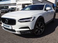 Volvo V90 Cross Country, D5 AWD Pro||, Jahr 2020 - Darmstadt