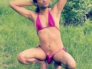 Sissy Exposure - Geile Sissy Hure will im Bikini auf die Straße! - Berlin - Berlin