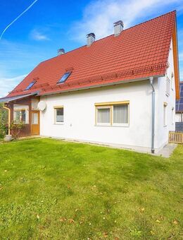 SOFORT FREI: Ein- bzw. Zweifamilienhaus mit großem Garten, Garage, voll unterkellert - zu verkaufen - Rottenburg (Laaber)