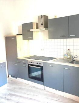 Frisch renovierte 2-Zimmer-Erdgeschosswohnung in 56841 Traben-Trarbach mit Einbauküche - Traben-Trarbach