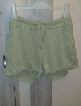 Grüne Damen shorts von Amisu Größe xs(34) - Darmstadt