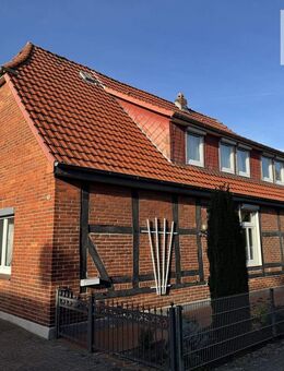 Gepflegtes Ein- bis Zweifamilienhaus mit kleinem Garten in ruhiger Wohnlage - Hoya