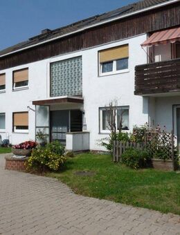 Modernisierte 3,5-Zimmer-Wohnung in ruhiger Lage von Gefrees zu vermieten - Gefrees