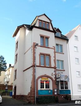 BERK Immobilien - Attraktive Renditeimmobilie: Voll vermietetes Wohn- und Geschäftshaus in zentraler Stadtlage - Aschaffenburg