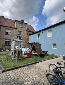 Wohn- und Geschäftshaus mit Sanierungspotenzial - Bitterfeld-Wolfen