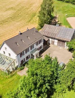 Idyllisches Anwesen für Pferde-/ Tierhaltung in Alleinlage auf 2,7 ha zu verkaufen - Marktleugast