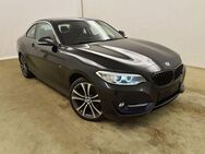 BMW 230 i A Coupe Sport Line Leder Xen Navi Bluetooth - Paderborn