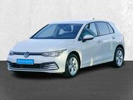 VW Golf, 1.5 TSI VIII Life Dig, Jahr 2020 - Lehrte