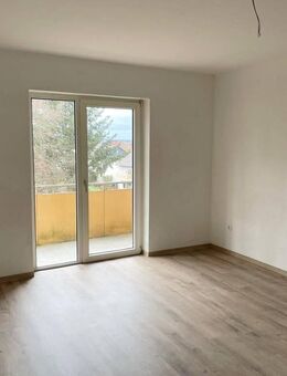 Attraktive 2-Zimmer-Wohnung mit Balkon und toller Aussicht in Menden - Menden (Sauerland)