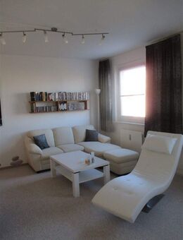 Schmuckstück: Möblierte 2-Raumwohnung mit Aufzug - Gera