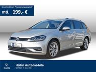 VW Golf Variant, 2.0 TDI Golf VII Highline, Jahr 2019 - Backnang