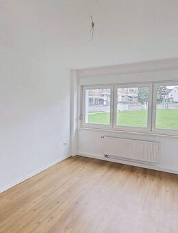 Gepflegte 2-Zimmer-Erdgeschosswohnung mit Balkon in Leverkusen! - Leverkusen