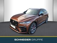 Jaguar F-Pace, P550 AWD SVR SPICED COPPER EDITION, Jahr 2023 - Chemnitz