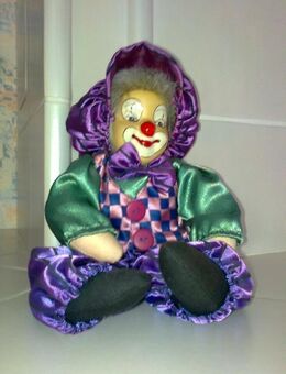 Porzellanpuppe Clown – handgearbeitet - neu - Burgwald