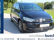 VW Touran, 2.0 TDI R-Line, Jahr 2024 - Pförring