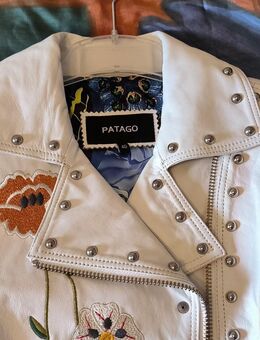 Wunderschöne weiße bestickte Lederjacke , S - Essen