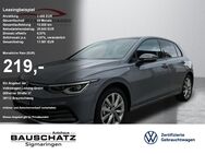 VW Golf, 1.5 VIII eTSI OPF Active Life, Jahr 2023 - Sigmaringen