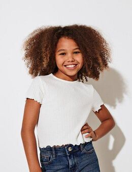 KIDS ONLY T-Shirt KONNELLA S/S O-NECK TOP in verkürzter Länge und mit tollen Wellen-Säumen