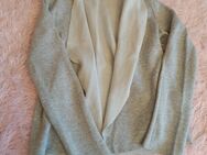 Strickjacke Gr. M - Wolfsburg
