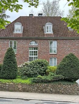 Sonnige Endetage im Herzen von Volksdorf - Hamburg