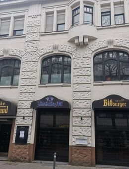 Wohn- und Geschäftshaus mit vielseitigem Nutzungspotenzial in zentraler Lage - Mönchengladbach
