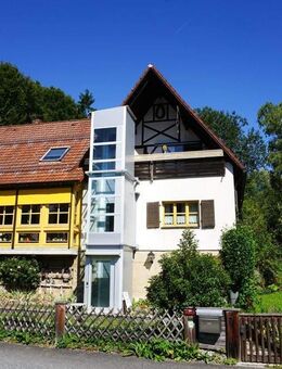 Alles da: Aufzug, Garten, Garage, Hobbywerkstatt Wohnhaus in sonniger und ruhiger Lage von Aufseß - Aufseß