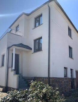 Modernisierte DHH mit Garage - Döbeln