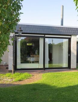 Kernsaniertes Ferienhaus in absoluter Spitzenlage vor dem Tossenser Deich - Butjadingen