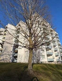 Hochwertige Wohnung mit Balkon - solide vermietet! - Villingen-Schwenningen