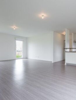 Zweifamilienhaus mit Garage in 47198 Duisburg - - Duisburg