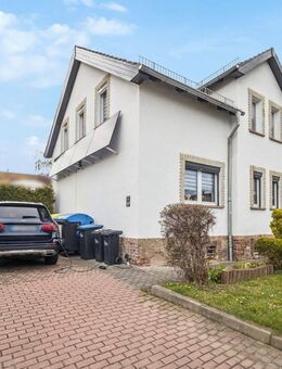 Einfamilienhaus und drei ertragreiche Gewerbeeinheiten in zentraler Lage von Böhlen bei Leipzig - Böhlen (Sachsen)