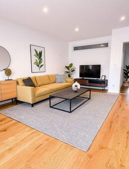 Kernsanierte 3-Zimmer-Wohnung mit Balkon in ruhiger Lage von Rosenheim - Rosenheim