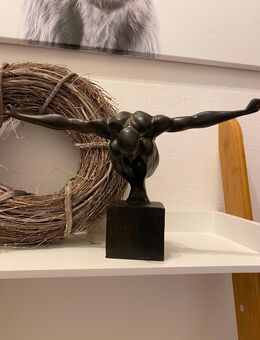 SKULPTUR ATHLET - Hagen (Teutoburger Wald)