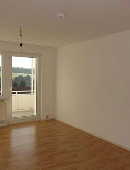 sonnige 3-Raum-Wohnung/Balkon mit Laminat - Am Ohmberg