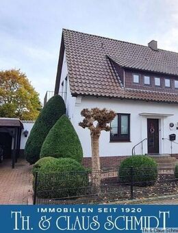 Modernisiertes Wohnhaus mit Garage und Carport in zentraler Lage von Rastede - Rastede